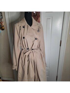NWT Torrid Beige Harry Potter Patronus Trench Coat Size 00=M/L=10